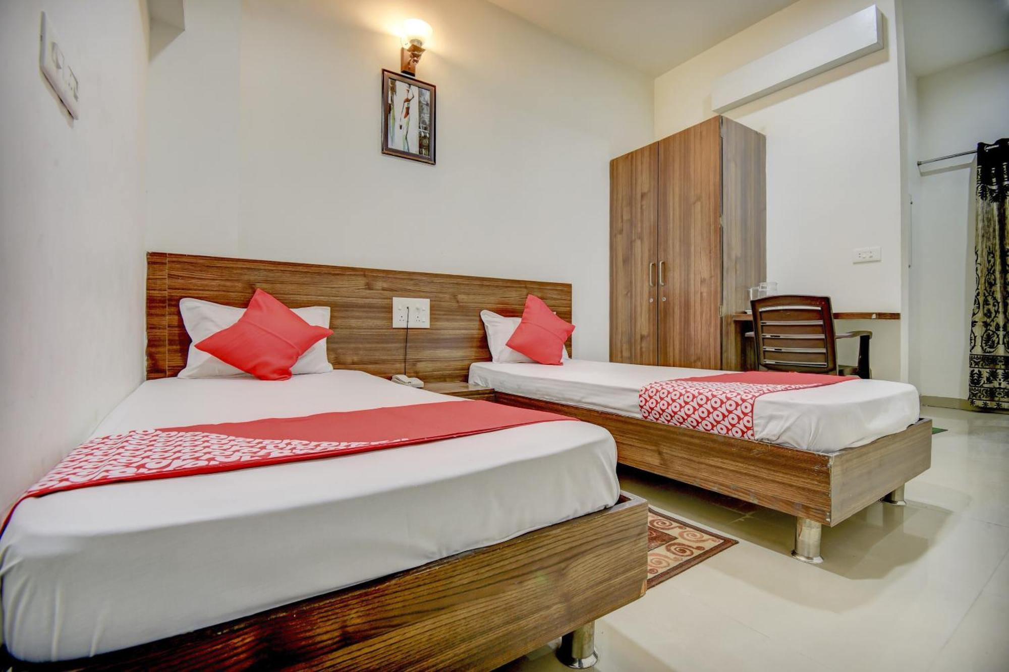โอโย 65290 โฮเต็ล พลัส คอร์ปอเรท วัน Hotel Khapa  ภายนอก รูปภาพ